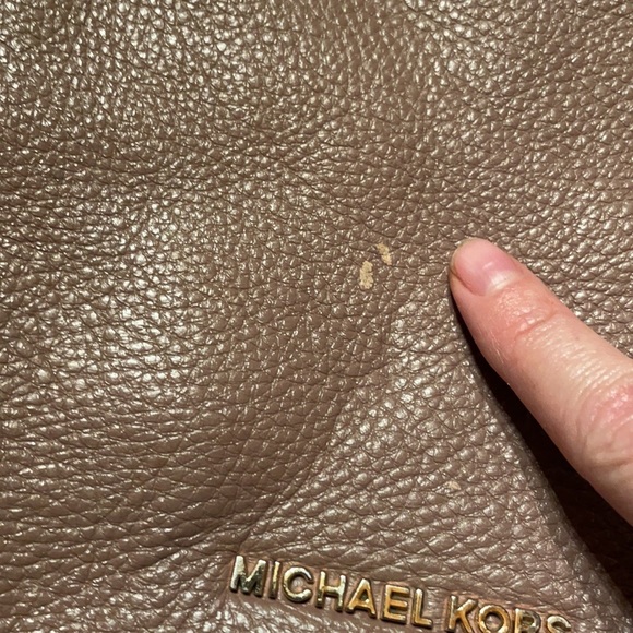 Michael Kors leather bucket purse - Picture 7 of 11